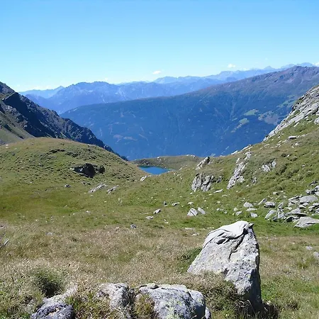 卢卡瑟尔公寓 * Ainet