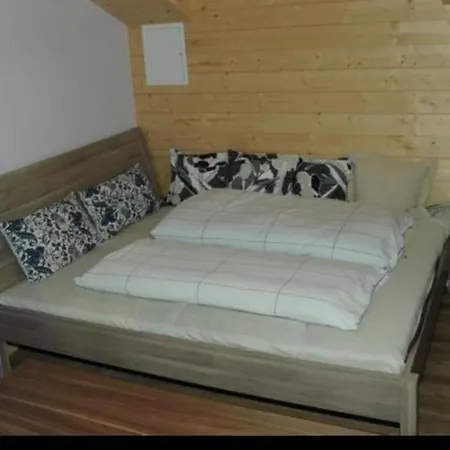 Lukasser Apartament *