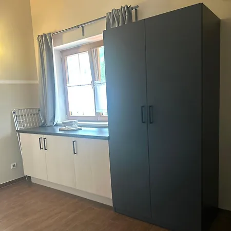 卢卡瑟尔公寓 Ainet