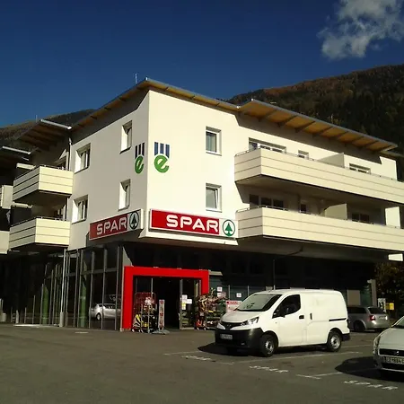 卢卡瑟尔公寓 Ainet